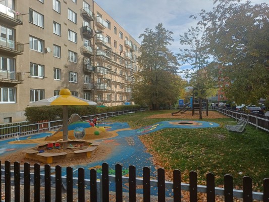 Rekonstrukce dětského hřiště Malovická