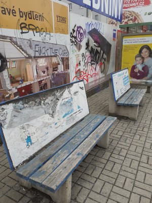 Odstranění reklamních laviček AD-Net na území Prahy 4