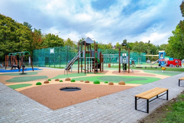 Rekonstrukce dětského hřiště Trnavská