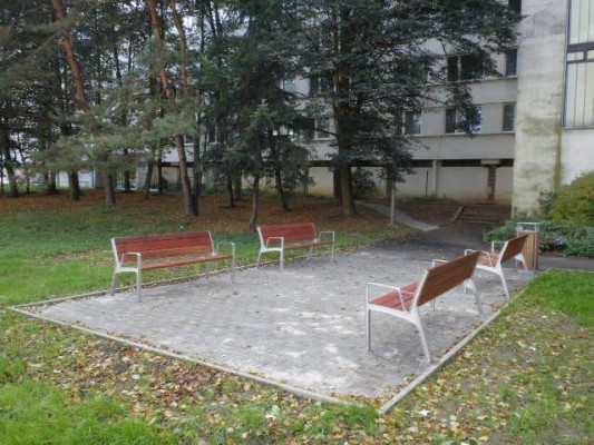 Posezení pro seniory Hurbanova