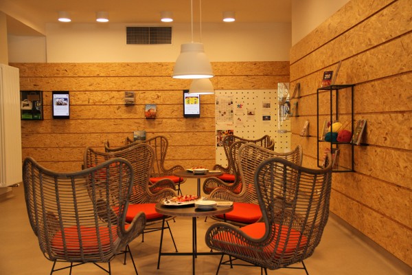 Knihovna Jezerka nabízí kromě čtení i Atelier