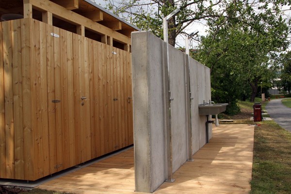 Biotopové koupaliště Lhotka