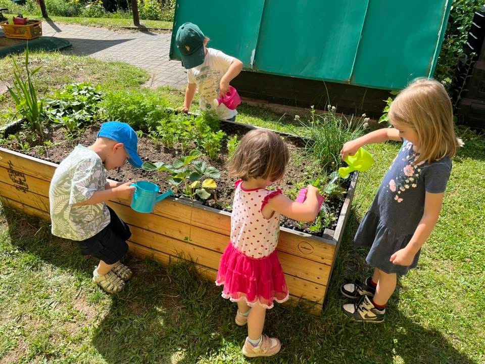 Záhonky pro školky MŠ Trojlístek/Hudečkova