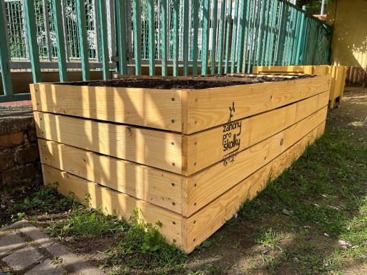 Záhonky pro školky MŠ Mendíků