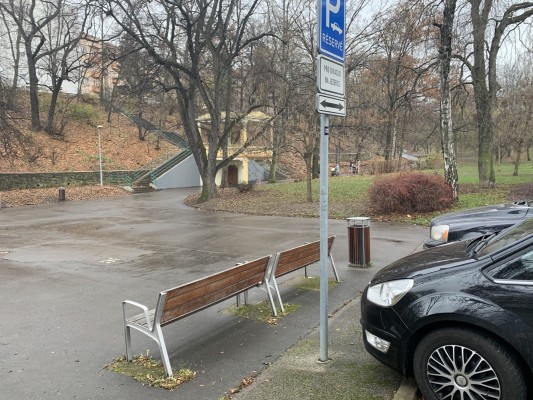 Koncepční studie revitalizace parku Jezerka