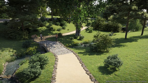 Pohled na romantický mostek z nové mlatové cesty okolo jezírka, jezírko je vpravo, vlevo nové koryto potoka