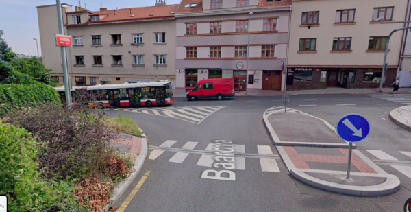 Přechod v zatáčce