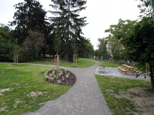 Revitalizace zahrady Jeremenkova