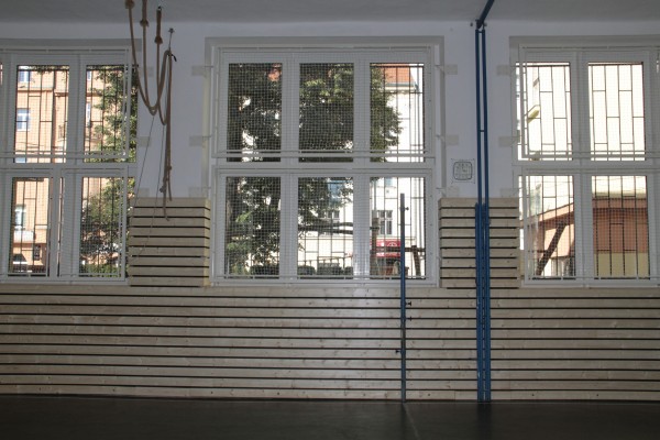 Oprava tělocvičen a výměna oken v ZŠ Mendíků